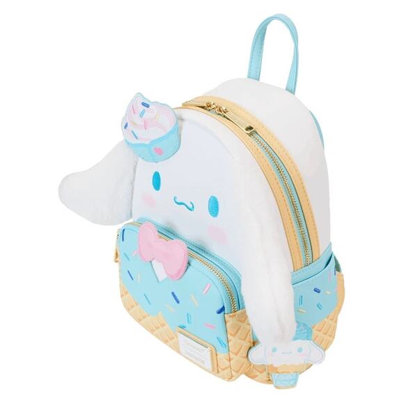 SDCC Limited Sanrio Cinnamoroll Ice Cream Scented Plush Backpack - Picture 3 of 6